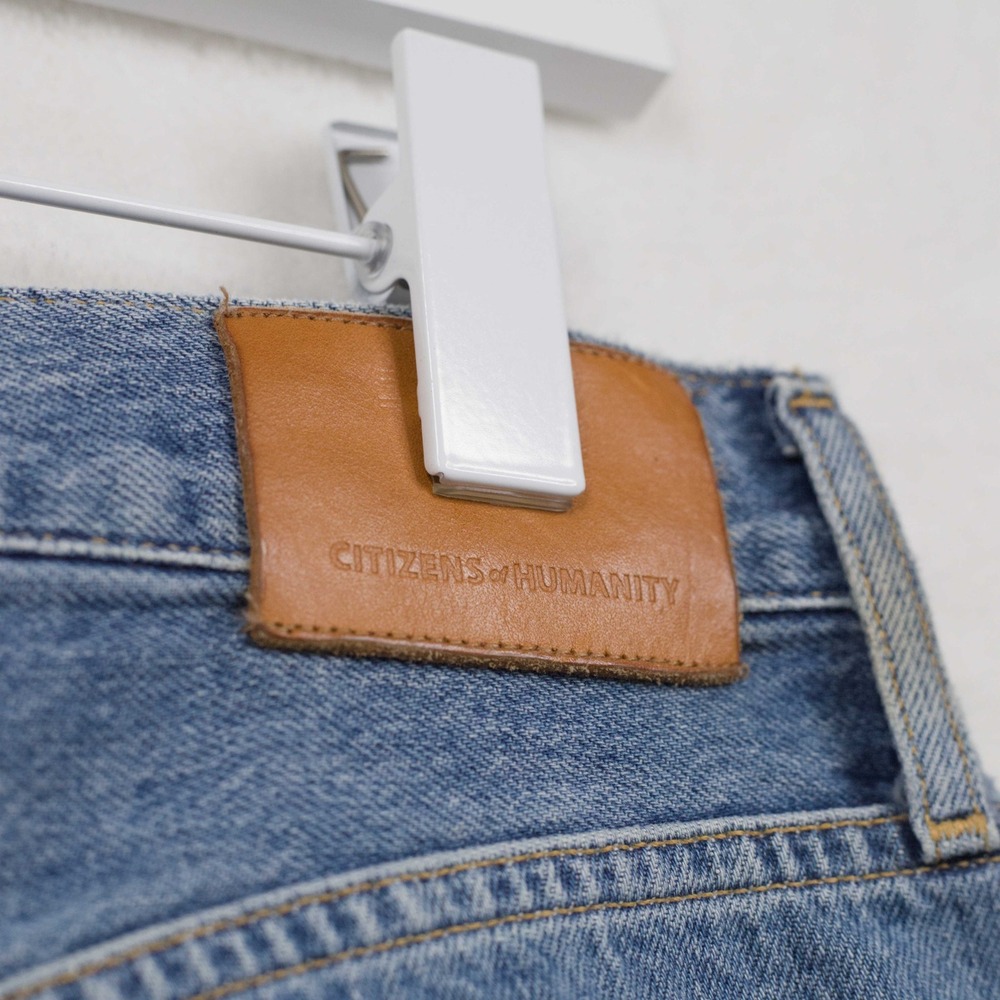 CITIZENS OF HUMANITY Marlow Raw Hem Denim Shorts Premium Distressed Blue Sz 27 - Picture 5 of 8